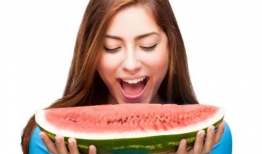 热爆料热门吃瓜,最新吃瓜大揭秘，明星幕后故事大曝光！